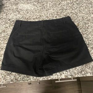Banana republic black chino short